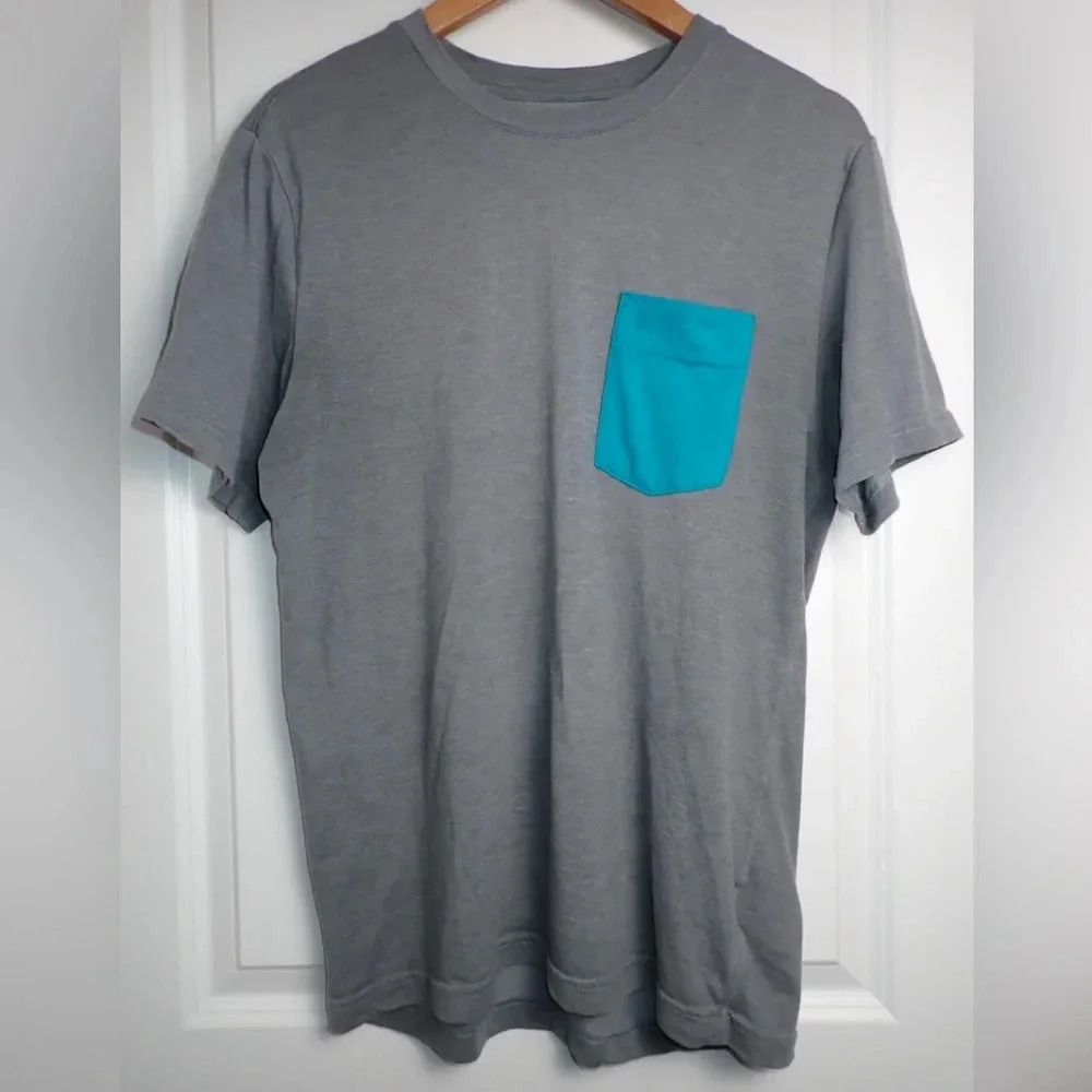 The North Face Men’s basic pocket tee FlashDry